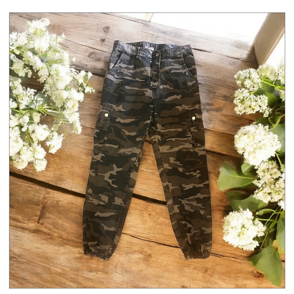 Camo Cargo Jogger Pant- Sz L-EUC- Side pockets - Picture 10 of 16